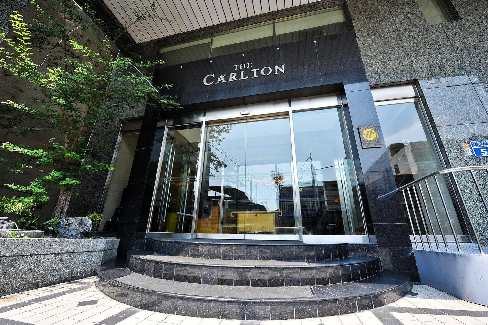 The Carlton Hotel - Chung Hwa Hszincsu Kültér fotó